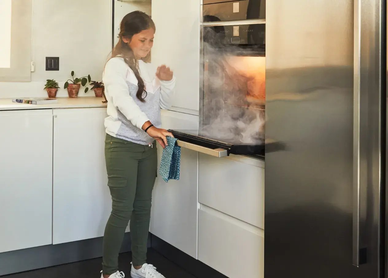 Hälytysjärjestelmäämme sisältyy aina optinen savuilmaisin Hälytysjärjestelmäämme sisältyy aina optinen savuilmaisin