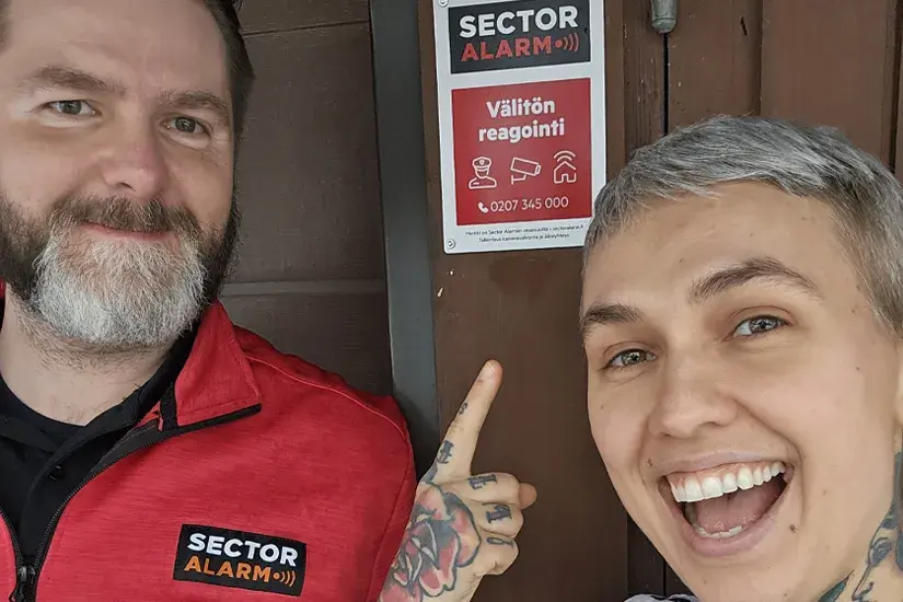 Nata Salmela suojaa kotinsa Sector Alarmin hälytysjärjestelmällä