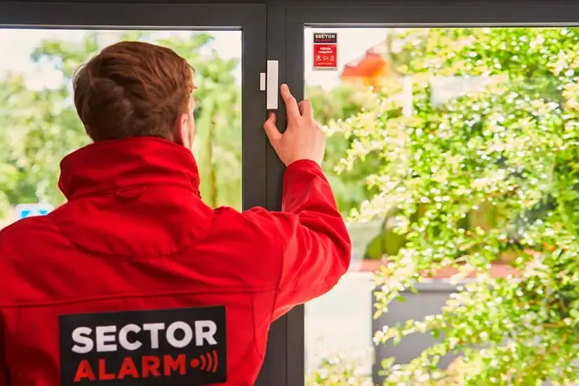 “Halusimme hälytysjärjestelmän, jota voi hallita napin painalluksella”